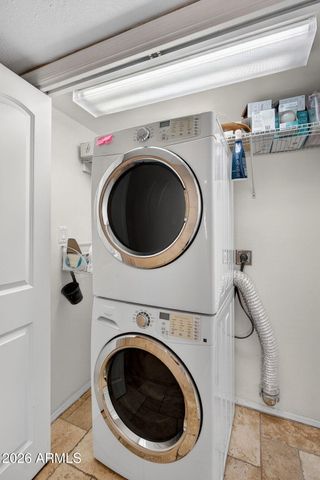 2322 S ROGERS -- 44, Mesa, AZ 85202