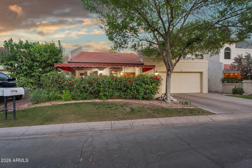 Image 5 of property listing at 2322 S ROGERS -- 44, Mesa, AZ 85202