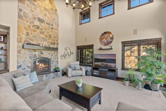 65870 Pronghorn Estates Drive, Bend, OR 97701