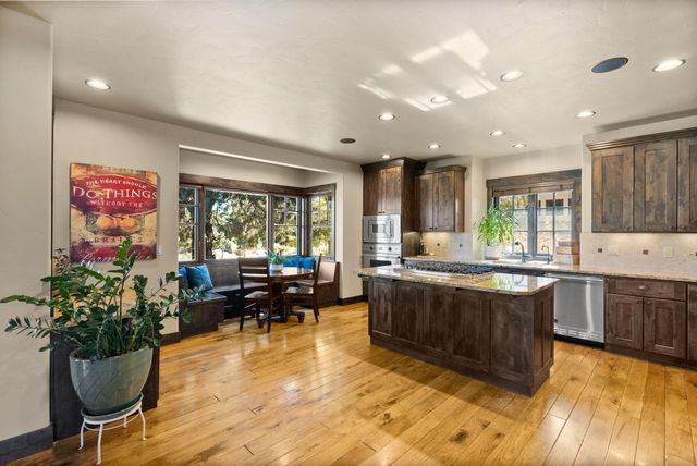 65870 Pronghorn Estates Drive, Bend, OR 97701