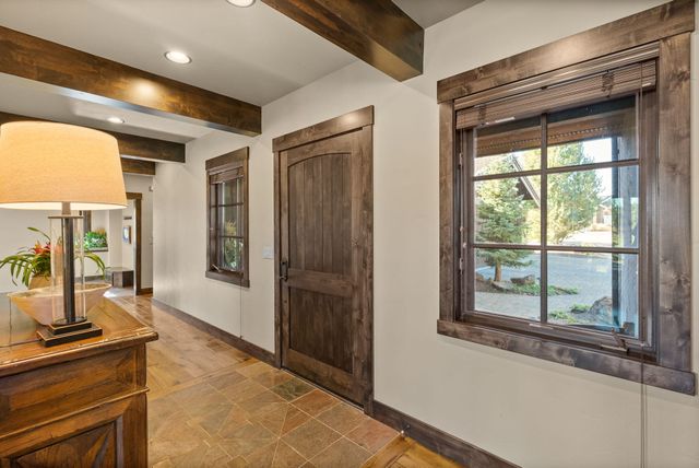 65870 Pronghorn Estates Drive, Bend, OR 97701