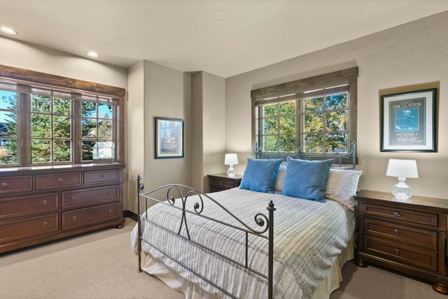 65870 Pronghorn Estates Drive, Bend, OR 97701