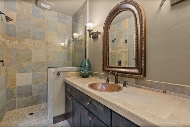 65870 Pronghorn Estates Drive, Bend, OR 97701