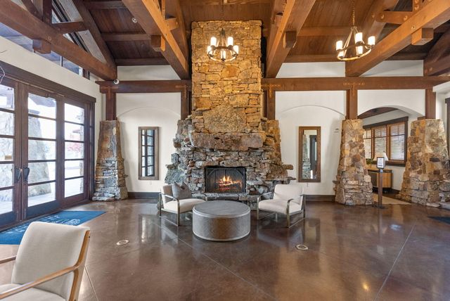 65870 Pronghorn Estates Drive, Bend, OR 97701