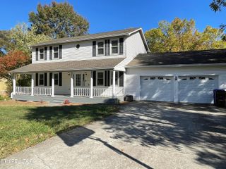 143 Claremont Rd, Oak Ridge, TN 37830