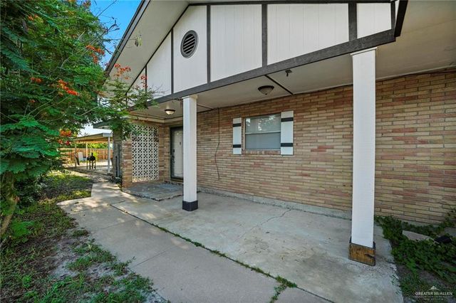 329 S Georgia Avenue, Mercedes, TX 78570