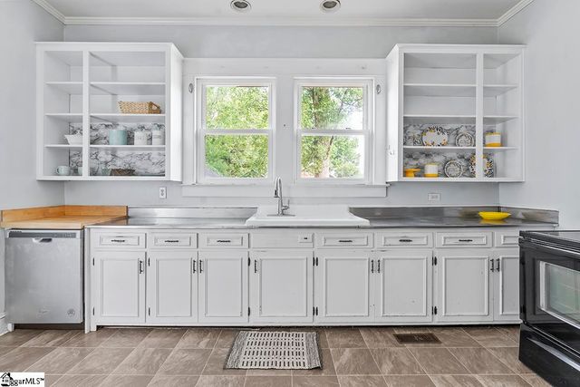 411 Abbott Avenue, Greenwood, SC 29646