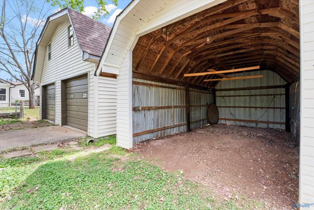 5581 Hunter Lane, Tanner, AL 35671