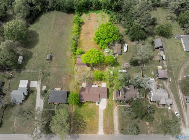 5581 Hunter Lane, Tanner, AL 35671