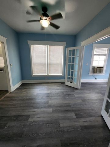 1601 40th Street, Galveston, TX 77550