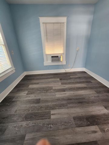 1601 40th Street, Galveston, TX 77550