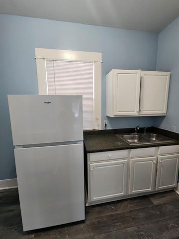 1601 40th Street, Galveston, TX 77550