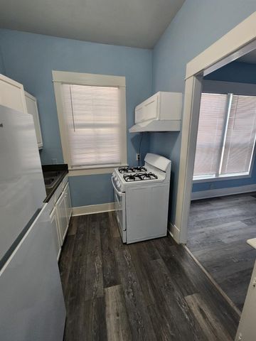 1601 40th Street, Galveston, TX 77550