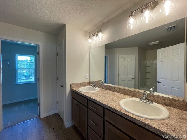 621 W Walkertown Drive, Citrus Springs, FL 34434