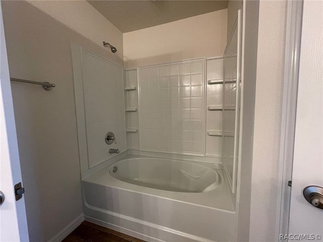 621 W Walkertown Drive, Citrus Springs, FL 34434