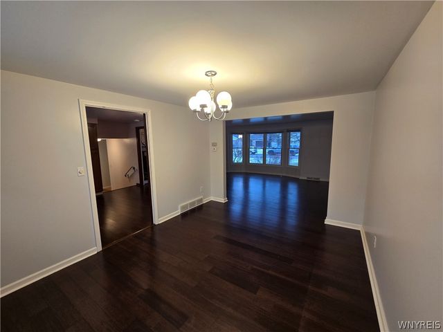 161 Foxpoint West, Amherst, NY 14221