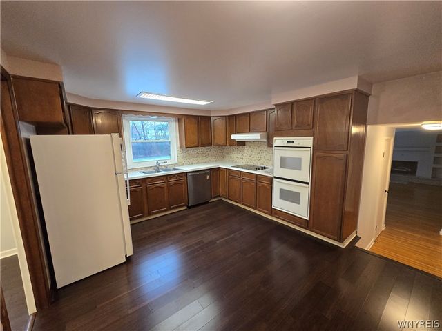 161 Foxpoint West, Amherst, NY 14221