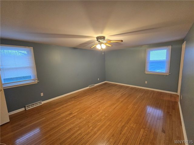 161 Foxpoint West, Amherst, NY 14221