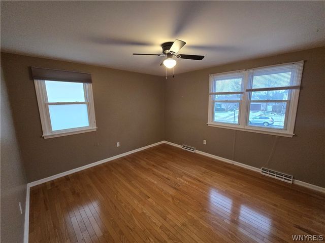 161 Foxpoint West, Amherst, NY 14221