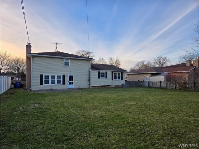 161 Foxpoint West, Amherst, NY 14221