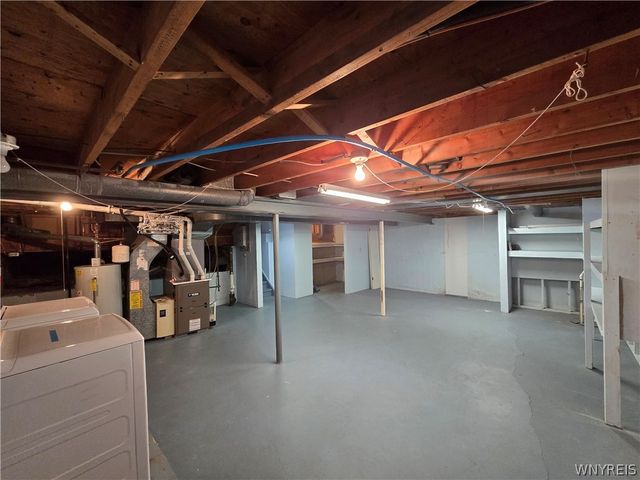 161 Foxpoint West, Amherst, NY 14221