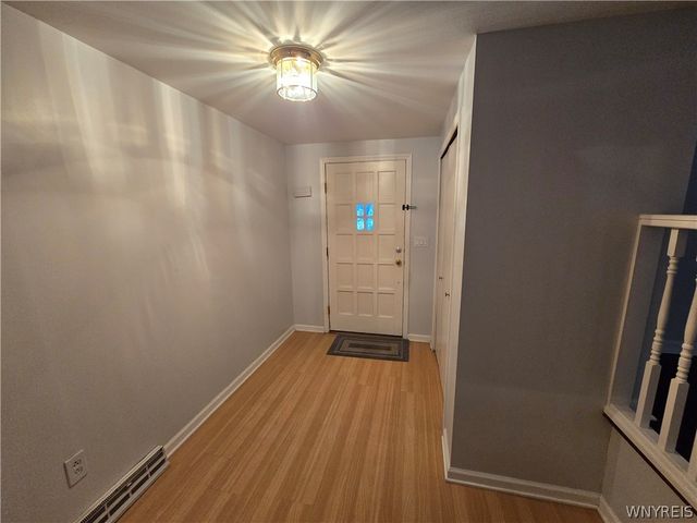 161 Foxpoint West, Amherst, NY 14221