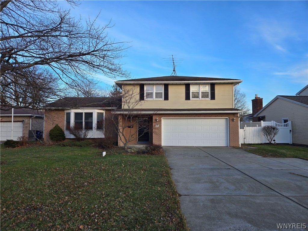 161 Foxpoint West, Amherst, NY 14221