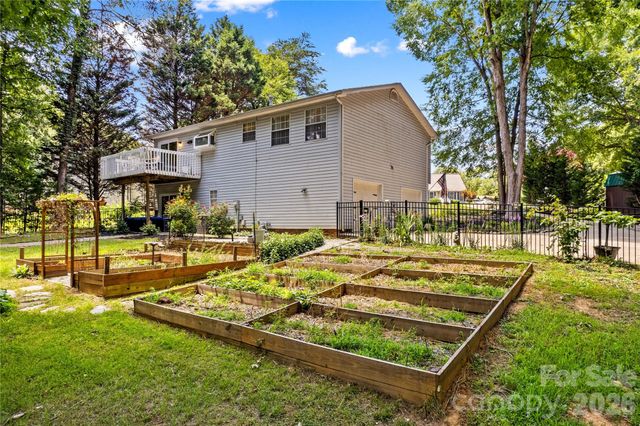 135 Chapel Court, Salisbury, NC 28147