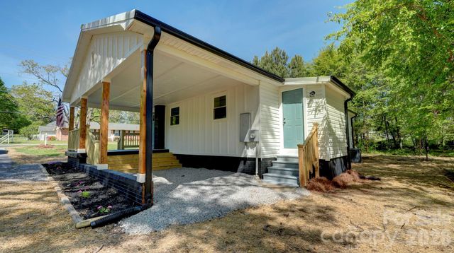 410 Patricia Avenue, Harrisburg, NC 28075