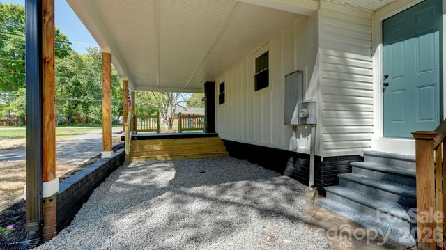 410 Patricia Avenue, Harrisburg, NC 28075