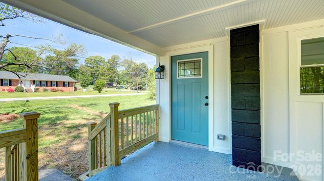410 Patricia Avenue, Harrisburg, NC 28075