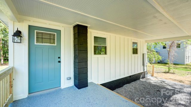 410 Patricia Avenue, Harrisburg, NC 28075