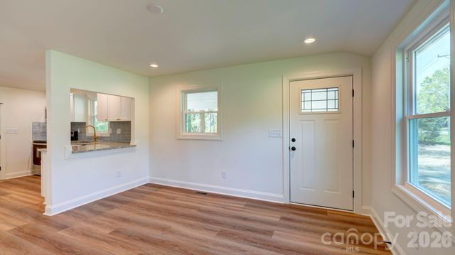 410 Patricia Avenue, Harrisburg, NC 28075