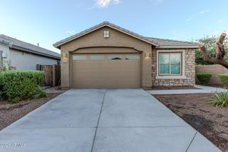 9210 W Willow Bend Lane, Phoenix, AZ 85037