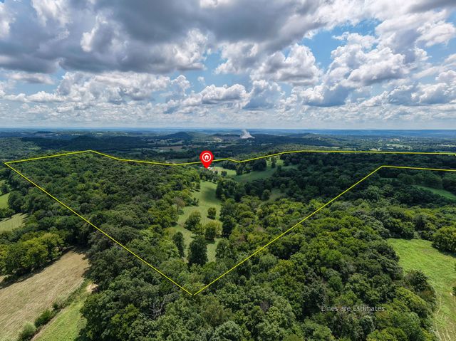 54 Warden Rd, Fayetteville, TN 37334