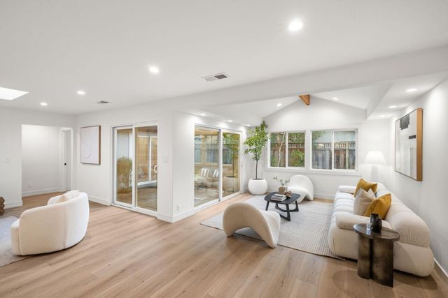 1218 Sanchez Way, Redwood City, CA 94061