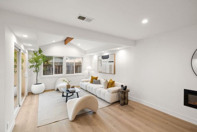 1218 Sanchez Way, Redwood City, CA 94061