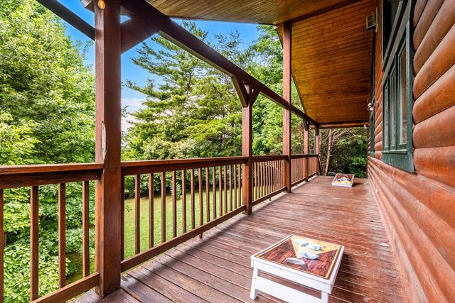 438 Ridgeline Way, Gatlinburg, TN 37738