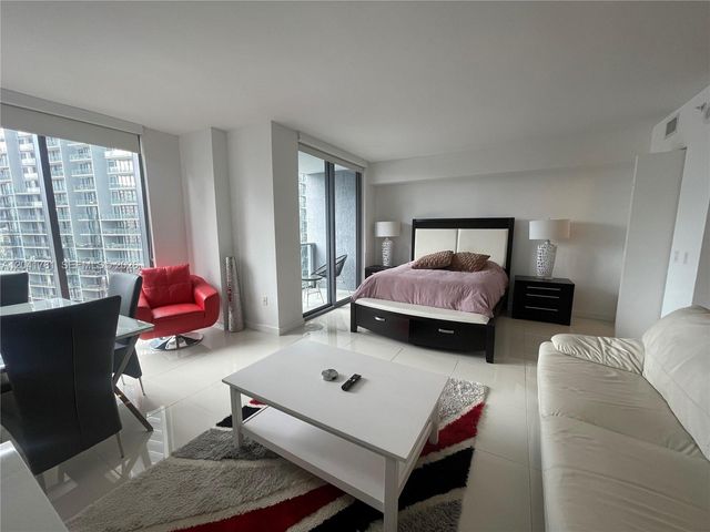 31 SE 6th St 2503, Miami, FL 33131