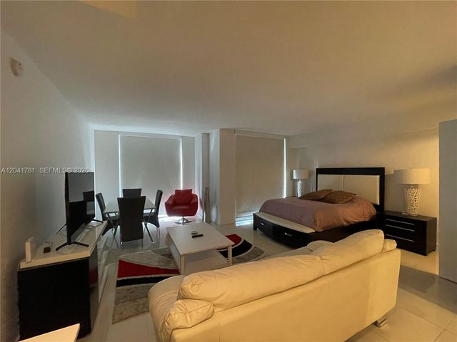 31 SE 6th St 2503, Miami, FL 33131