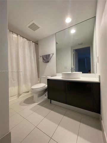 31 SE 6th St 2503, Miami, FL 33131