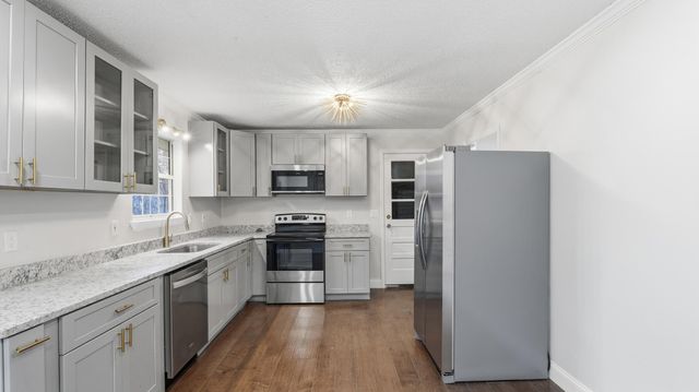 457 Hickory Circle, Ringgold, GA 30736