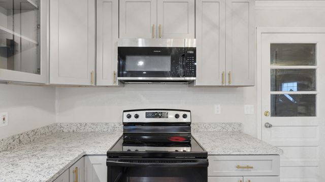 457 Hickory Circle, Ringgold, GA 30736