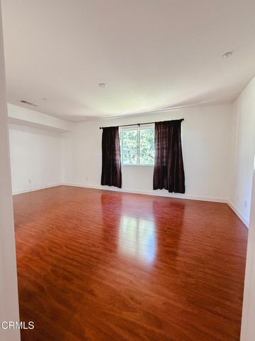 2323 Shakespeare Drive, Oxnard, CA 93033