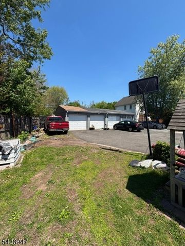 511 E 2Nd St, Bound Brook Boro, NJ 08805