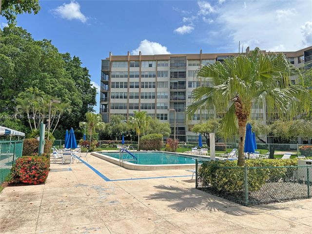 1400 Saint Charles Place 217, Pembroke Pines, FL 33026