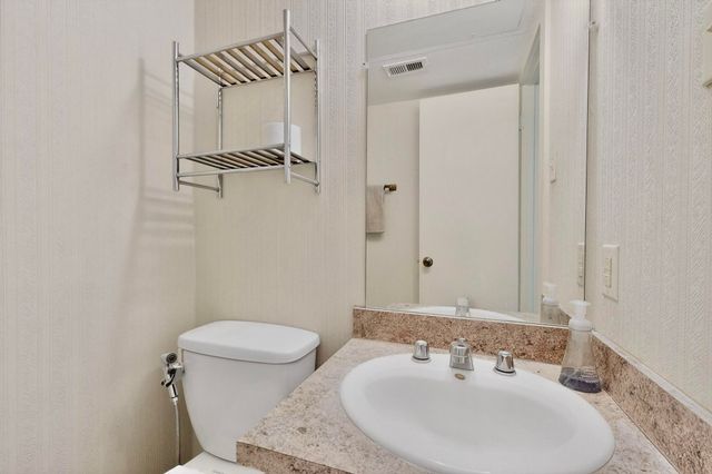 5505 Live Oak Street 102, Dallas, TX 75206