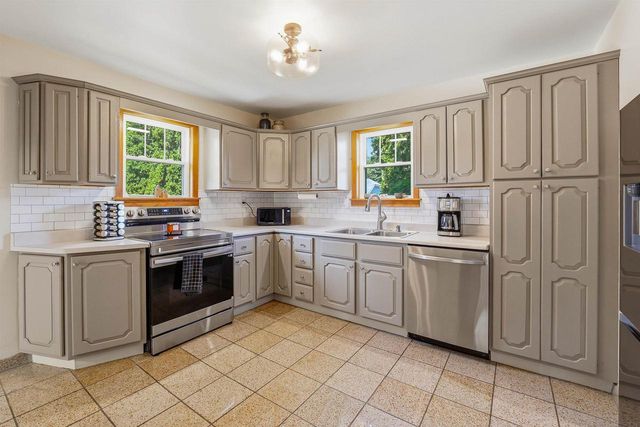 406 North Street, Beaver Dam, WI 53916