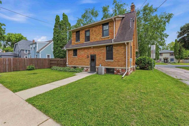 406 North Street, Beaver Dam, WI 53916