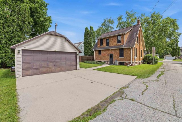 406 North Street, Beaver Dam, WI 53916